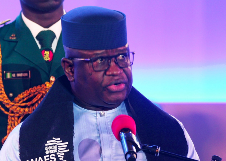 Bénin : après l’annonce d’un coup d’État, la CEDEAO frappe du poing sur la table