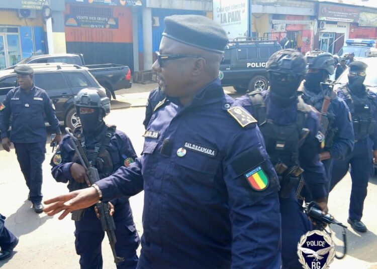 Déguerpissement, le DG de la police à ses agents : « Ne répondez pas à la provocation, mais il faut que la force reste à la loi »