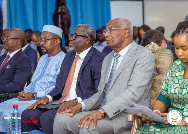 La Guinée veut s’inspirer des usines d’assemblage de téléphones du Kenya : « Nous devons aller vers ces grands projets… »