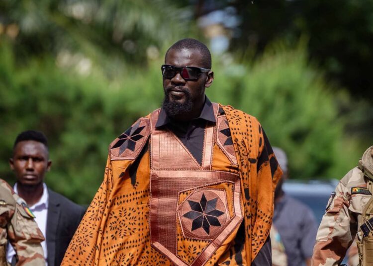 Mamadi Doumbouya prévient ses ministres : « Je ne tolérerai ni le gaspillage, ni la dépense de prestige »